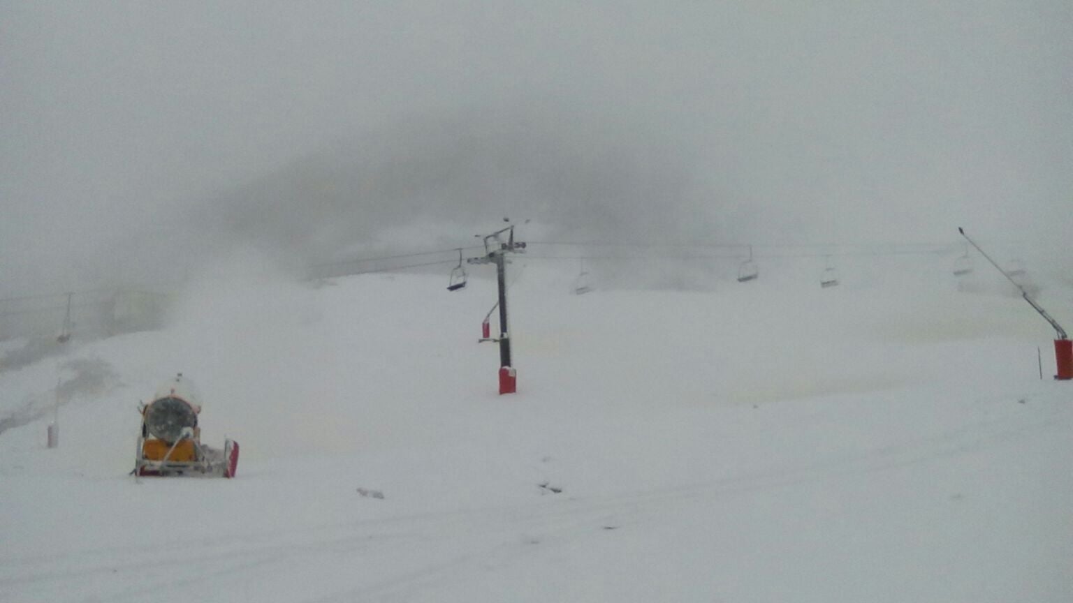 La provincia entra en alerta naranja por nevadas en las próximas 48 horas | La cota de nieve desciende hasta los 700 metros | La zona norte será la más afectada por la adversa climatología